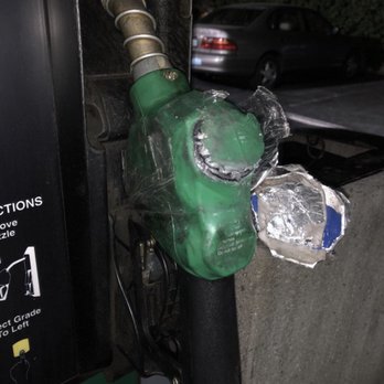 76 - Gas Stations Near Me - Reseda, California