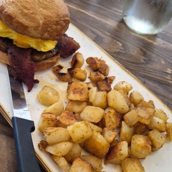 First Watch - Breakfast & Brunch Near Me - Reynoldsburg, Ohio First Watch - Breakfast & Brunch Near Me - Reynoldsburg, Ohio