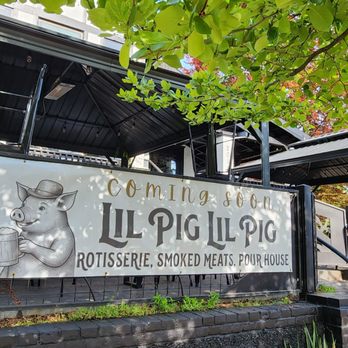 Lil Pig Lil Pig - Outside - Barbeque Near Me - Vancouver, Washington
