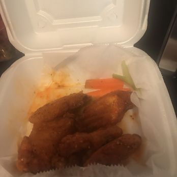 Chicken Bucket - I wouldn't suggest the wings. They weren't cooked well and didn't have much flavor. - Chicken Shop Near Me - Mount Holly, North Carolina