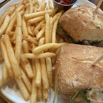 Good Neighbor - Grill chicken sandwich - American Near Me - Sacramento, California