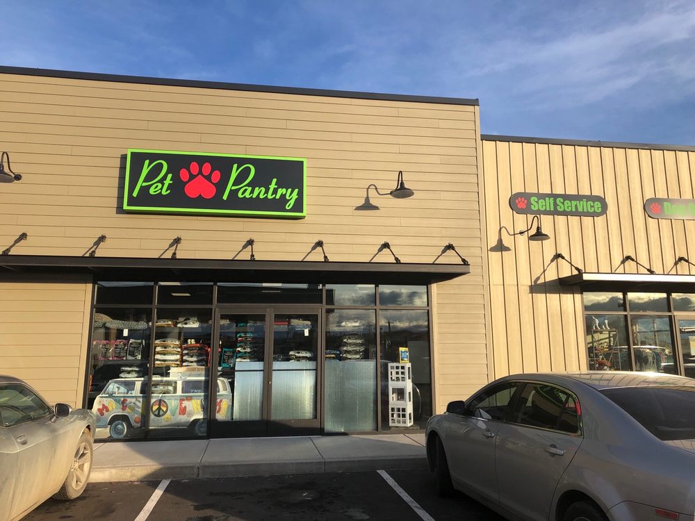 PET PANTRY Updated September 2024 2961 Stonewood Ct, Yakima