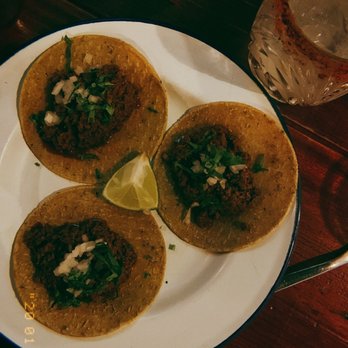 Pistola y Corazon - Mexican Near Me - Lisbon, 11