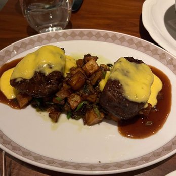 Miss River Restaurant - Filet tournedos - Desserts Near Me - New Orleans, Louisiana Miss River Restaurant - Filet tournedos - Desserts Near Me - New Orleans, Louisiana