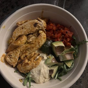 Nando's Peri-Peri - Chicken PERi-PERi Chicken Tender Bowl with avocado - Chicken Shop Near Me - Chicago, Illinois