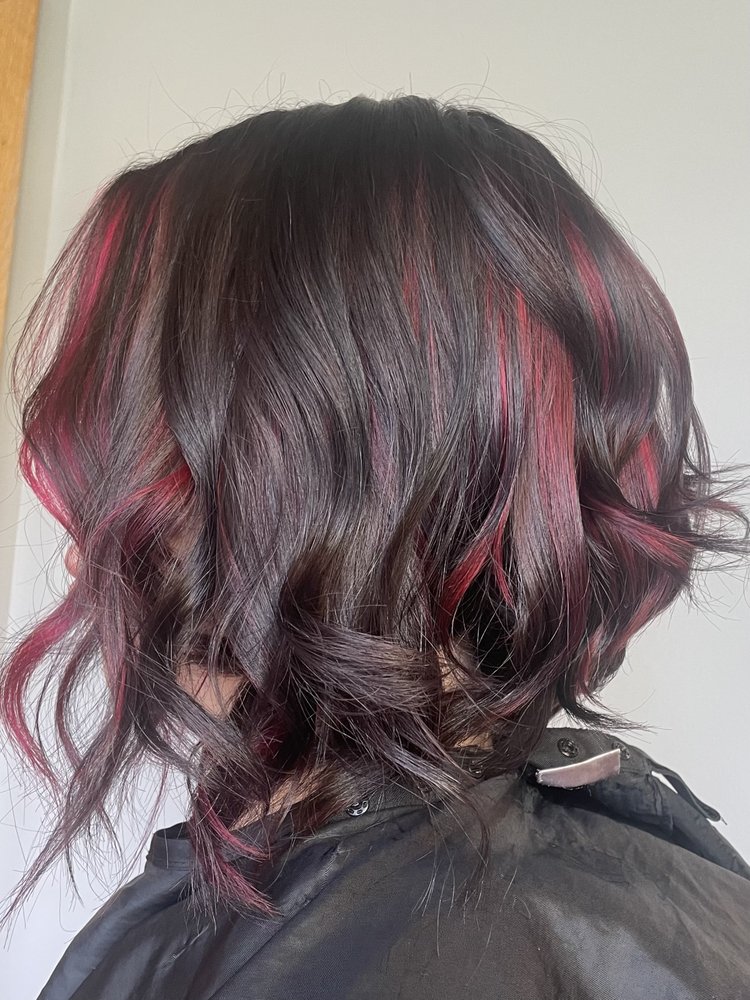 411 HAIR SUITE Updated September 2024 Request an Appointment 324