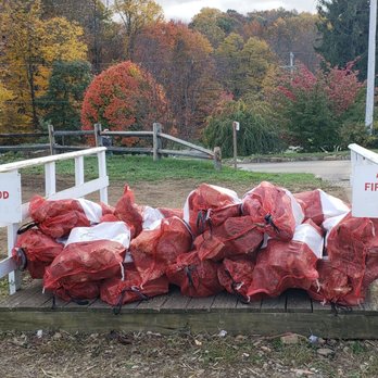 Riamede Farm - Apple Fire Wood - Pick Your Own Farms Near Me - Chester, New Jersey Riamede Farm - Apple Fire Wood - Pick Your Own Farms Near Me - Chester, New Jersey