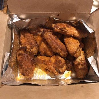 Pepperoni's - Buffalo Wings - 10 piece - Pizza Near Me - Houston, Texas Pepperoni's - Buffalo Wings - 10 piece - Pizza Near Me - Houston, Texas