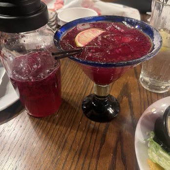 LongHorn Steakhouse - Patr-n Dragon Fruit Margarita - Steakhouses Near Me - Oak Lawn, Illinois