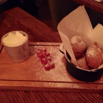 Un Poco - Fried Oreos with ice cream - Italian Near Me - Stockholm, Alberta
