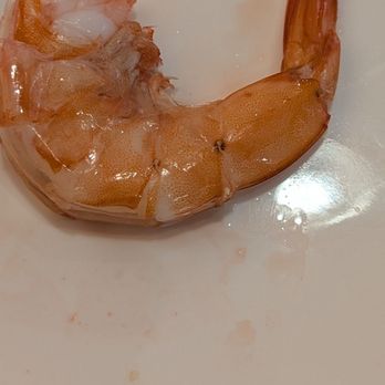 Golden Unicorn Buffet - The shrimp is clean no vain or very little and it's cooked perfectly. - Buffets Near Me - Richmond, Virginia Golden Unicorn Buffet - The shrimp is clean no vain or very little and it's cooked perfectly. - Buffets Near Me - Richmond, Virginia