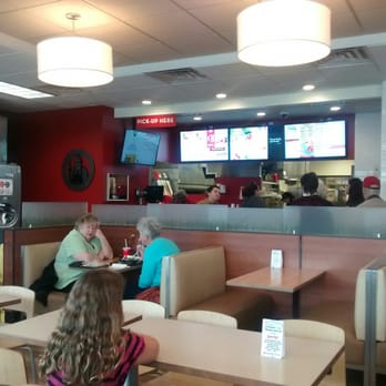 Wendy's - Serving line and part of dining room. - Fast Food Near Me - Brevard, North Carolina