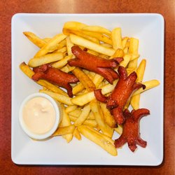 Galapagos Bar & Grill - Salchipapas