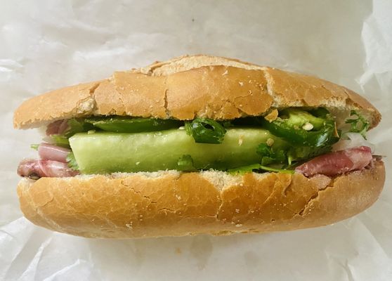 Bánh Mì Ba Lẹ by null