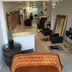 Cruz Vincent Salon