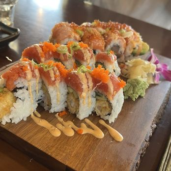 Bluefin Sushi Thai - Golden State Rolls Crazy Salmon Roll - Thai Near Me - Alameda, California Bluefin Sushi Thai - Golden State Rolls Crazy Salmon Roll - Thai Near Me - Alameda, California