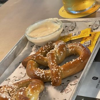 Tipsy Putt - Pretzels - Pubs Near Me - Sunnyvale, California Tipsy Putt - Pretzels - Pubs Near Me - Sunnyvale, California