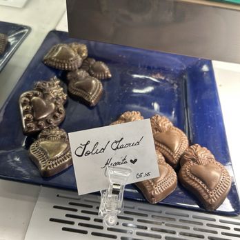 Kakawa Chocolate House - Sacred hearts for Valentine's Day - Chocolatiers & Shops Near Me - Santa Fe, New Mexico Kakawa Chocolate House - Sacred hearts for Valentine's Day - Chocolatiers & Shops Near Me - Santa Fe, New Mexico