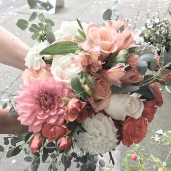 The Flower Lady - Wedding bouquet - Florists Near Me - Seattle, Washington