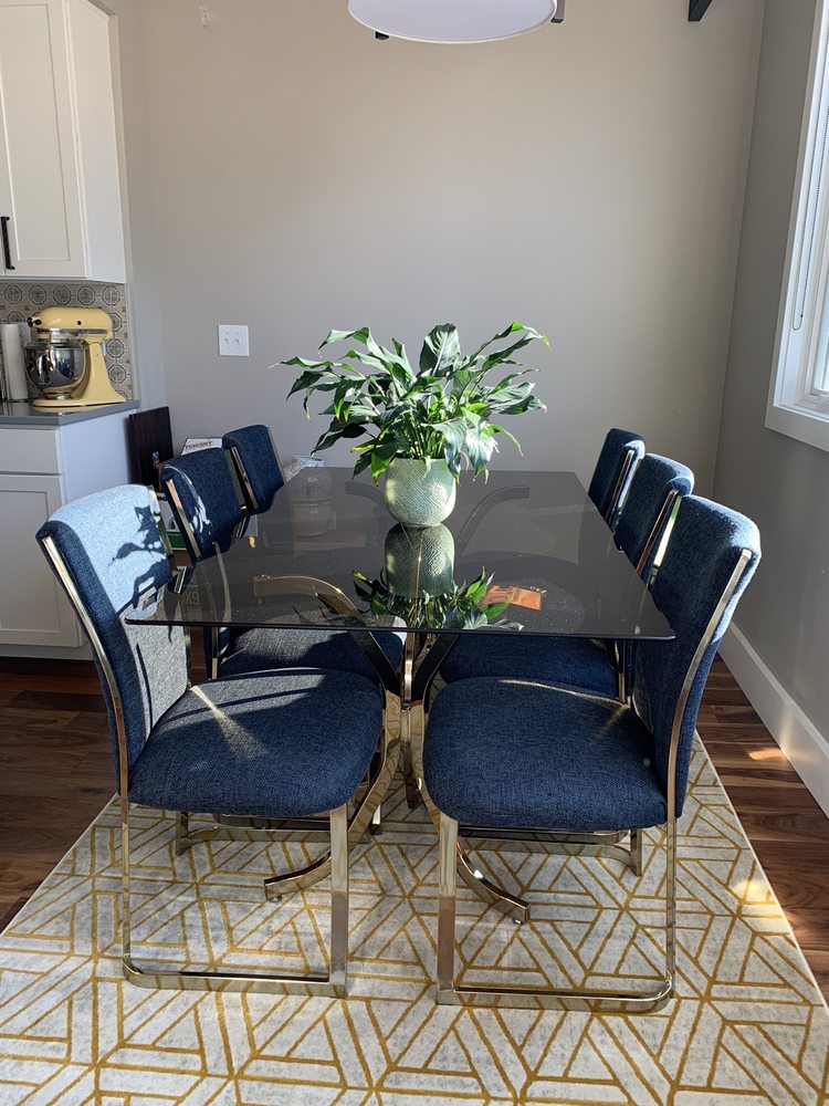 OLVERA’S UPHOLSTERY SERVICE Updated September 2024 1816 Vinton St