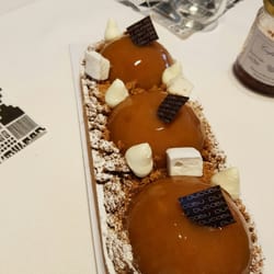 Ducobu - POMMELINE: sablé, crème légère, pommes cuites au caramel façon tatin, crumble... incroyablement bon!