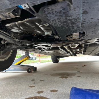 Kwik Kar Lube & Tune - Oil spill - Auto Repair Near Me - Houston, Texas Kwik Kar Lube & Tune - Oil spill - Auto Repair Near Me - Houston, Texas