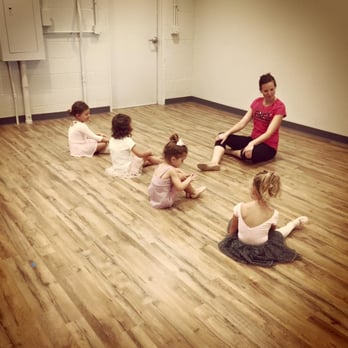 E&E Dance Company - Dance Studios Near Me - Parker, Colorado