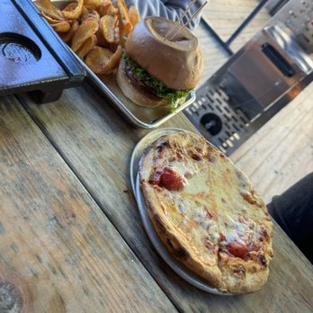 Gather Brewing Company - Brewpubs Near Me - Universal City, Texas
