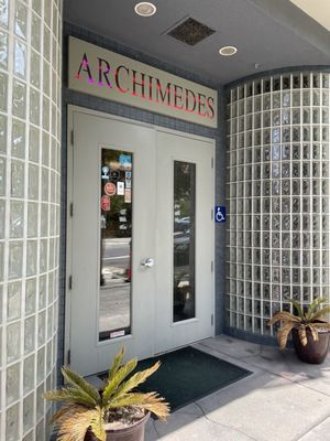 Archimedes Banya by null