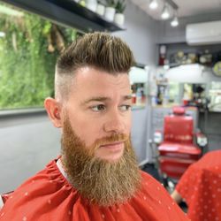 Vicki The Barber - Liberty Barbershop Orlando  #LibertyBarbershop #VickiTheBarber  Book your next haircut and Beard service www.LubertyBarbershop.com