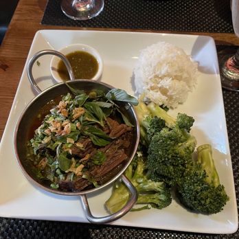 Songkran Thai Kitchen - L Wagyu Short Rib (Neua Siam) - Thai Near Me - Houston, Texas