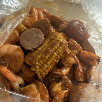 Lemon Crab - Combo #1 Corn, 1 lb. Shrimps with head off ( Easy Peel), Potatoes (2pc) and 6 pcs Sausage Slices - Seafood Near Me - Hayward, California