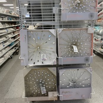 Ross Dress for Less - Gorgeous wall art that will catch your guests attention - Department Stores Near Me - Reno, Nevada