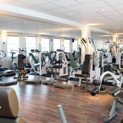Ladyfit in Tegel - Trainingsbereich mit Easy Line Zirkel für besonders einfachen Einstieg ins Training