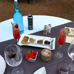 La Table d'Yvan - Delicious food and drink pairings