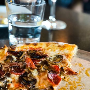 Rossoblu - Pepperoni pizza - Italian Near Me - Los Angeles, California Rossoblu - Pepperoni pizza - Italian Near Me - Los Angeles, California