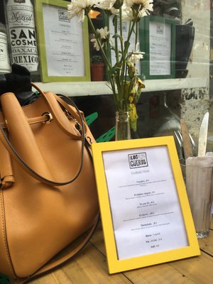 Los Güeros-Tacos in Paris from México by null