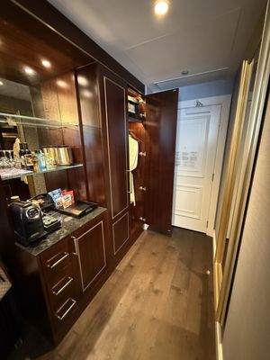 The LaSalle Chicago, Autograph Collection by null