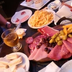 Elysium - Picada para 3, rica y abundandte
