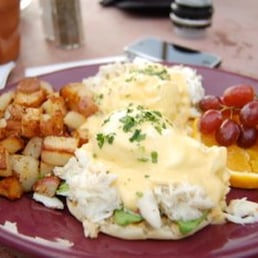 Crab Benedict
