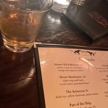 Pope House Bourbon Lounge - The Aristocrat - Lounges Near Me - Portland, Oregon
