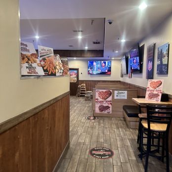 Mountain Mike's Pizza - Pizza Near Me - Los Gatos, California