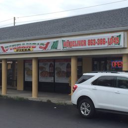 Location is in a mini-strip mall Location is in a mini-strip mall