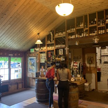 Basignani Winery - Wineries Near Me - Sparks Glencoe, Maryland