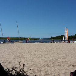 Camping l'Arbre d'Or - le club de voile sur les plages du lac de Parentis