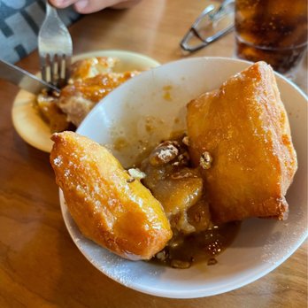 Ruby Sunshine Franklin - Seasonal beignets, apple pie - Breakfast & Brunch Near Me - Franklin, Tennessee Ruby Sunshine Franklin - Seasonal beignets, apple pie - Breakfast & Brunch Near Me - Franklin, Tennessee