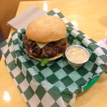 Big Buns - Justa burger - Burgers Near Me - Arlington, Virginia