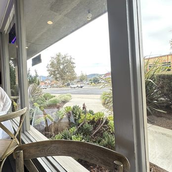 Leo's Cafe - Window view - Breakfast & Brunch Near Me - Solvang, California Leo's Cafe - Window view - Breakfast & Brunch Near Me - Solvang, California