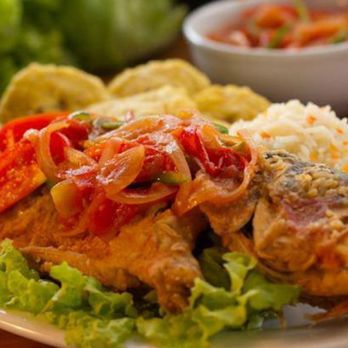 Volcán De Mi Tierra - pescado a la tipitapa - Nicaraguan Near Me - Tampa, Florida Volcán De Mi Tierra - pescado a la tipitapa - Nicaraguan Near Me - Tampa, Florida