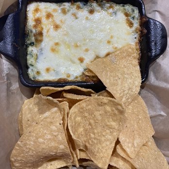 The Greene Turtle Sports Bar & Grille - Spinach Artichoke Dip - Sports Bars Near Me - Baltimore, Maryland